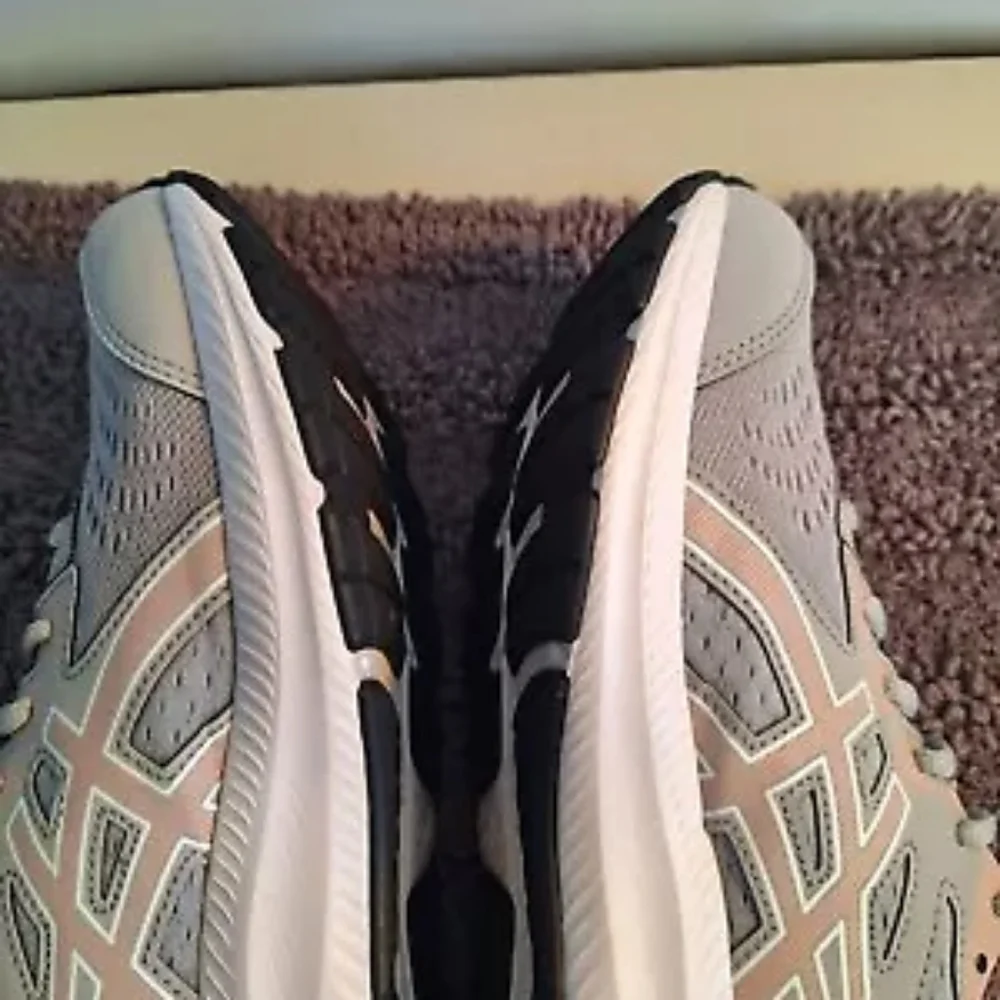 ASICS Women's Gray and Pink Running Shoes NEW CON